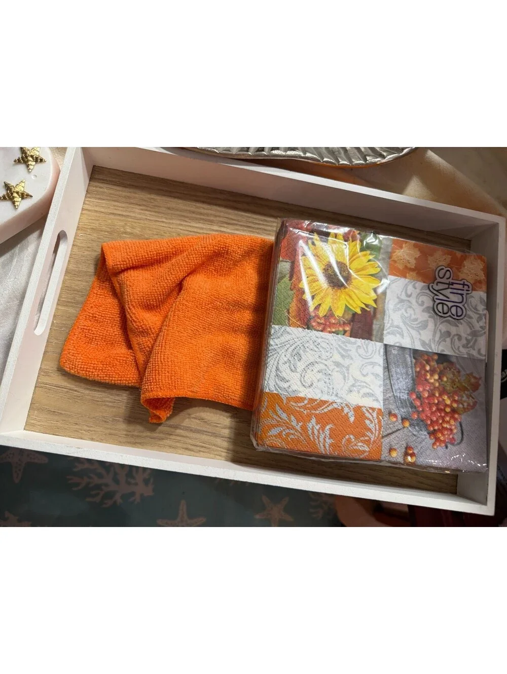 Title: White Wood Serving Tray with Handles + Fall Sunflower Paper Napkins Pack